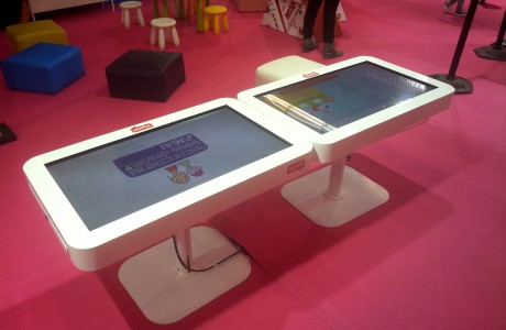 Dos XTable Xs de DigaliX en el 'Festival de la Infancia' - Joc dels drets