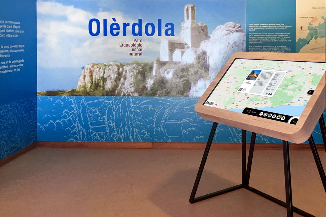 Servicios digitales de turismo con XTable y webapp interactiva