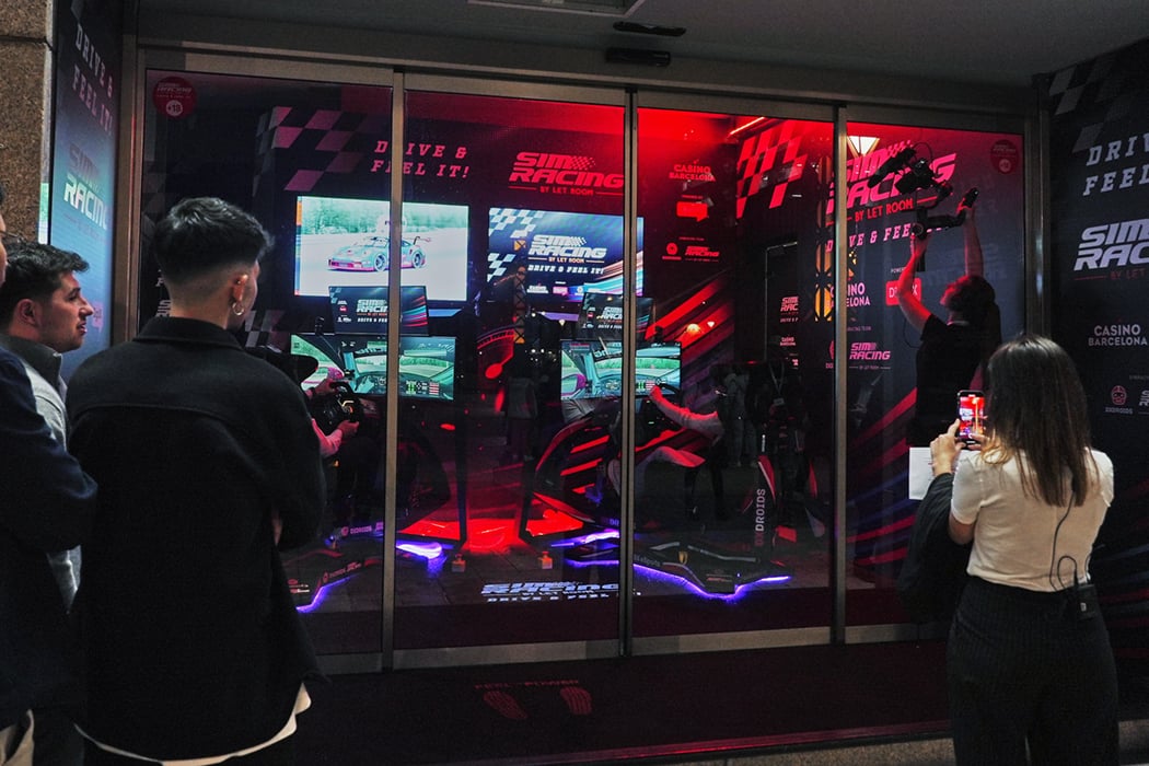 DigaliX and Casino Barcelona inaugurate the first Simracing room with professional simulators.